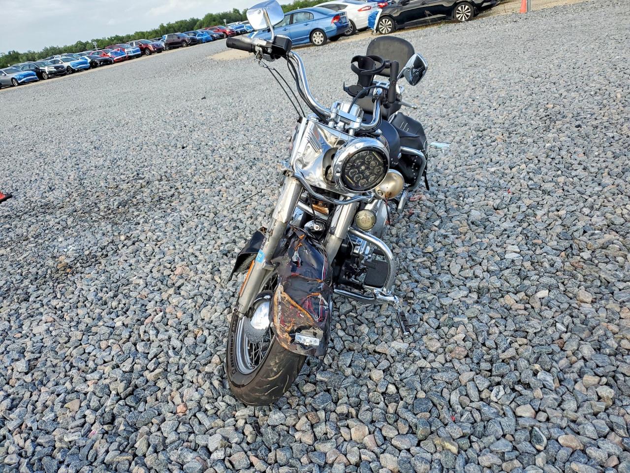 HARLEY-DAVIDSON FLSTC 2000 — 3