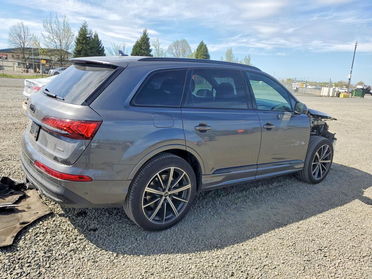 AUDI Q7 2024 — 4