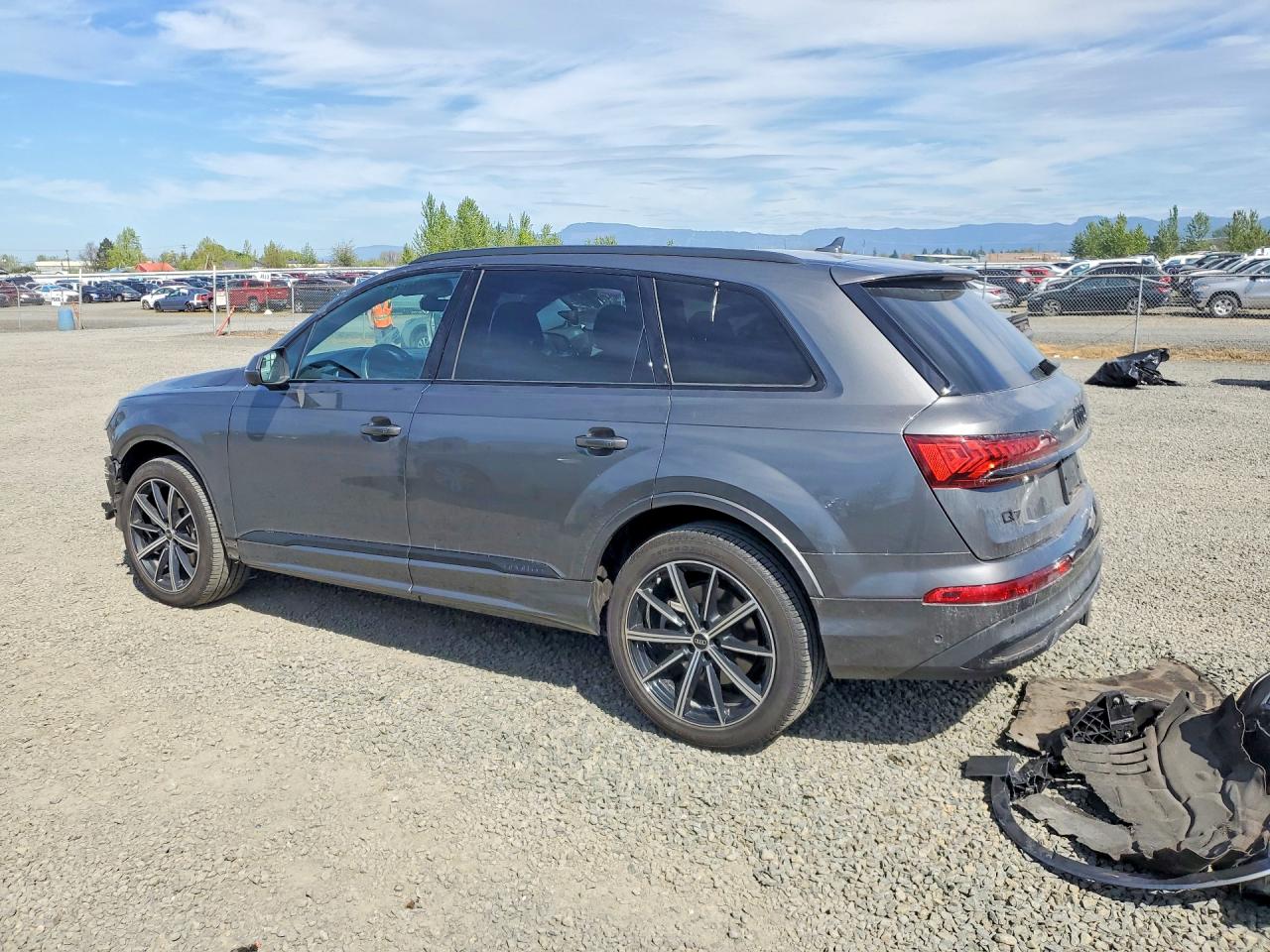 AUDI Q7 2024 — 3