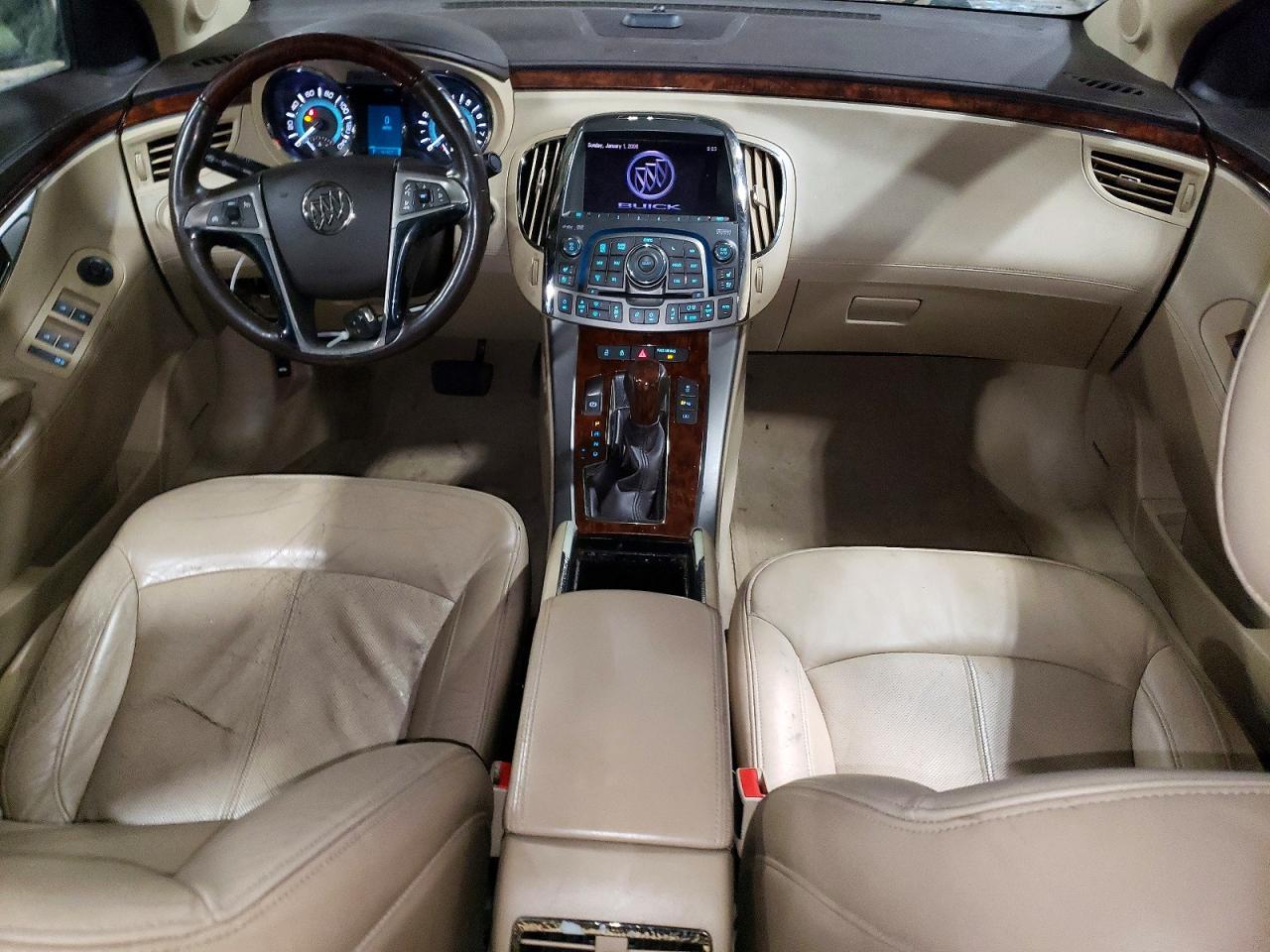 BUICK LACROSSE 2010 — 9