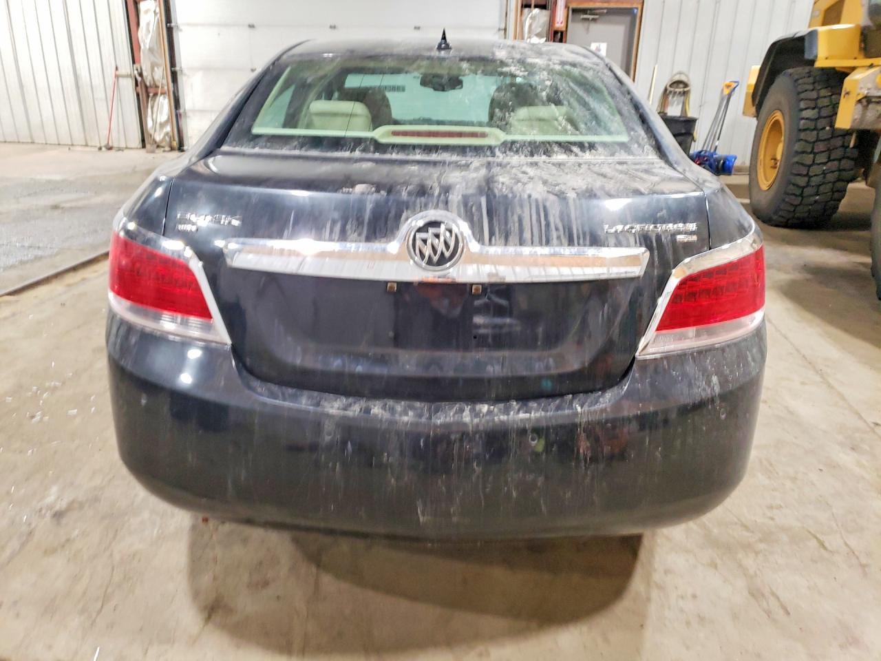 BUICK LACROSSE 2010 — 7
