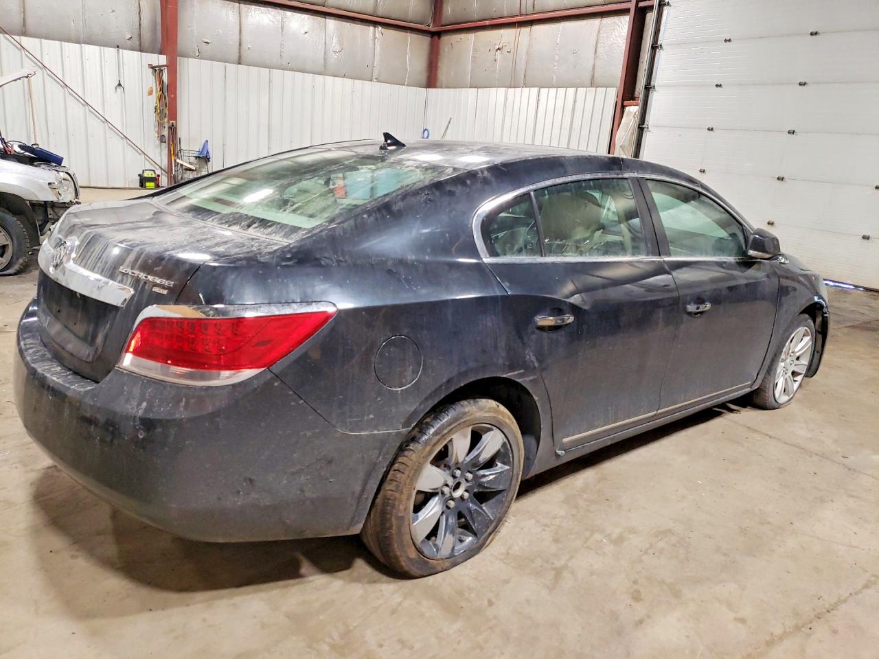 BUICK LACROSSE 2010 — 4