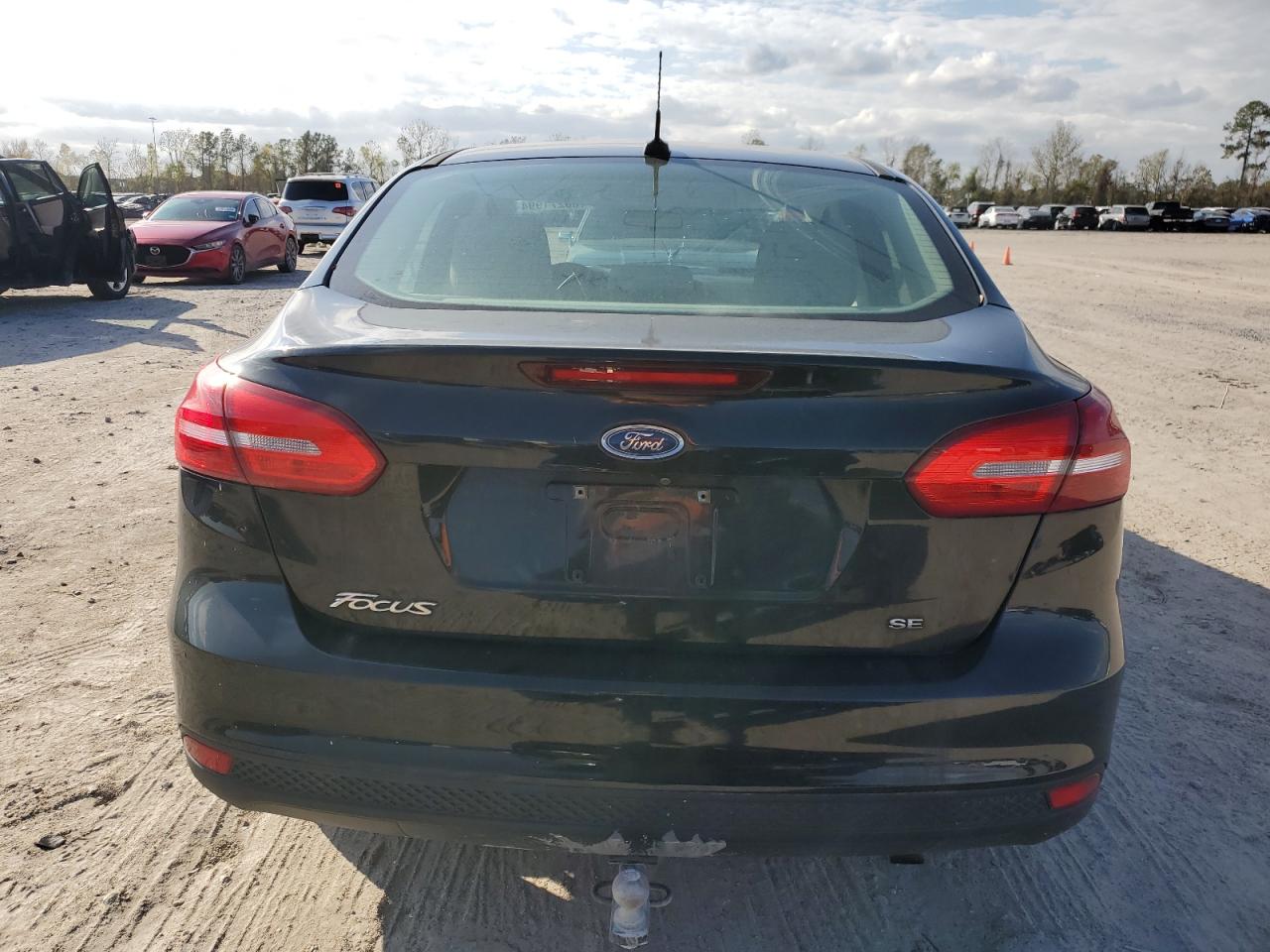 FORD FOCUS 2015 — 7