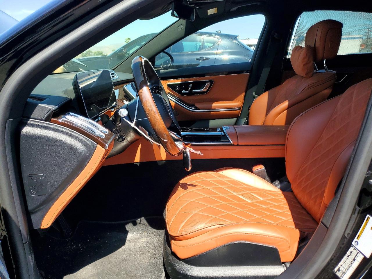 MERCEDES-BENZ S 2024 — 8