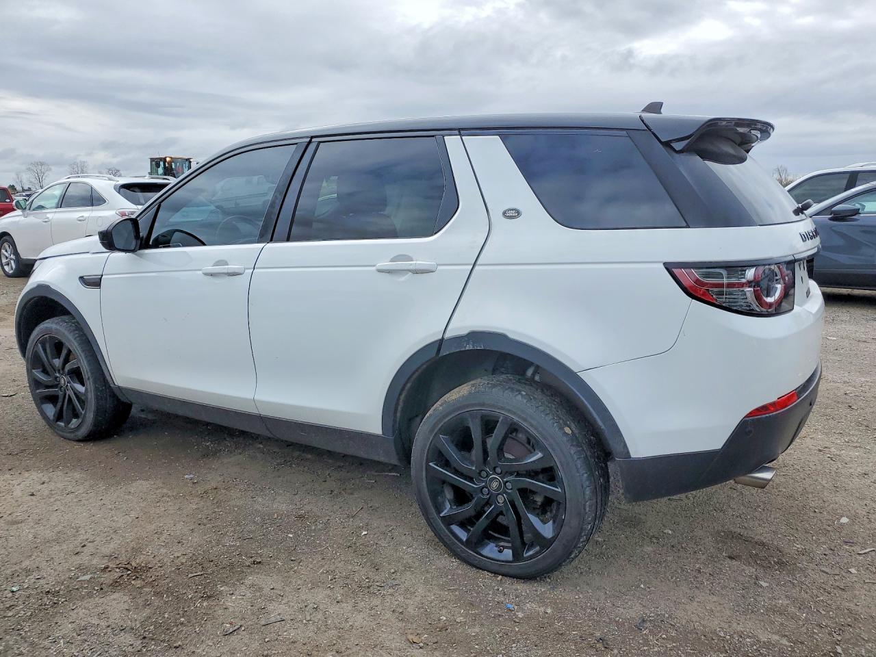 LAND ROVER DISCOVERY SPORT 2016 — 3