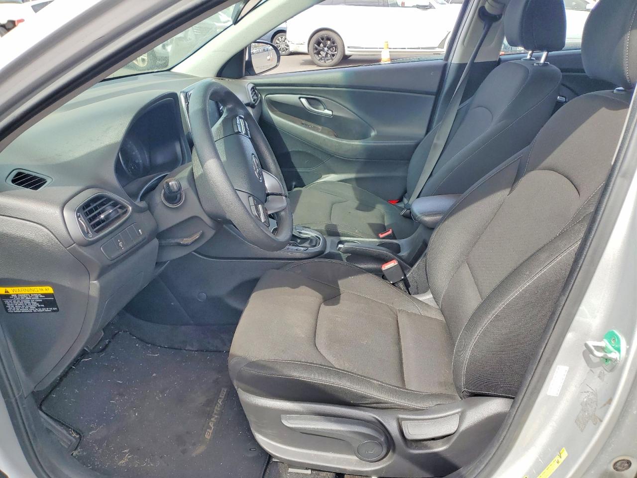 HYUNDAI ELANTRA GT 2018 — 8