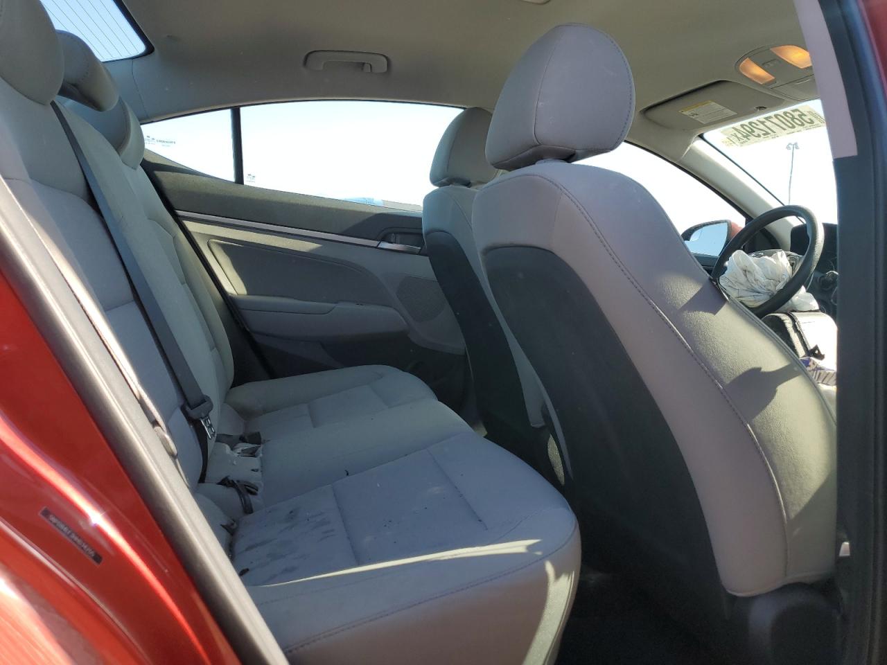 HYUNDAI ELANTRA 2017 — 11