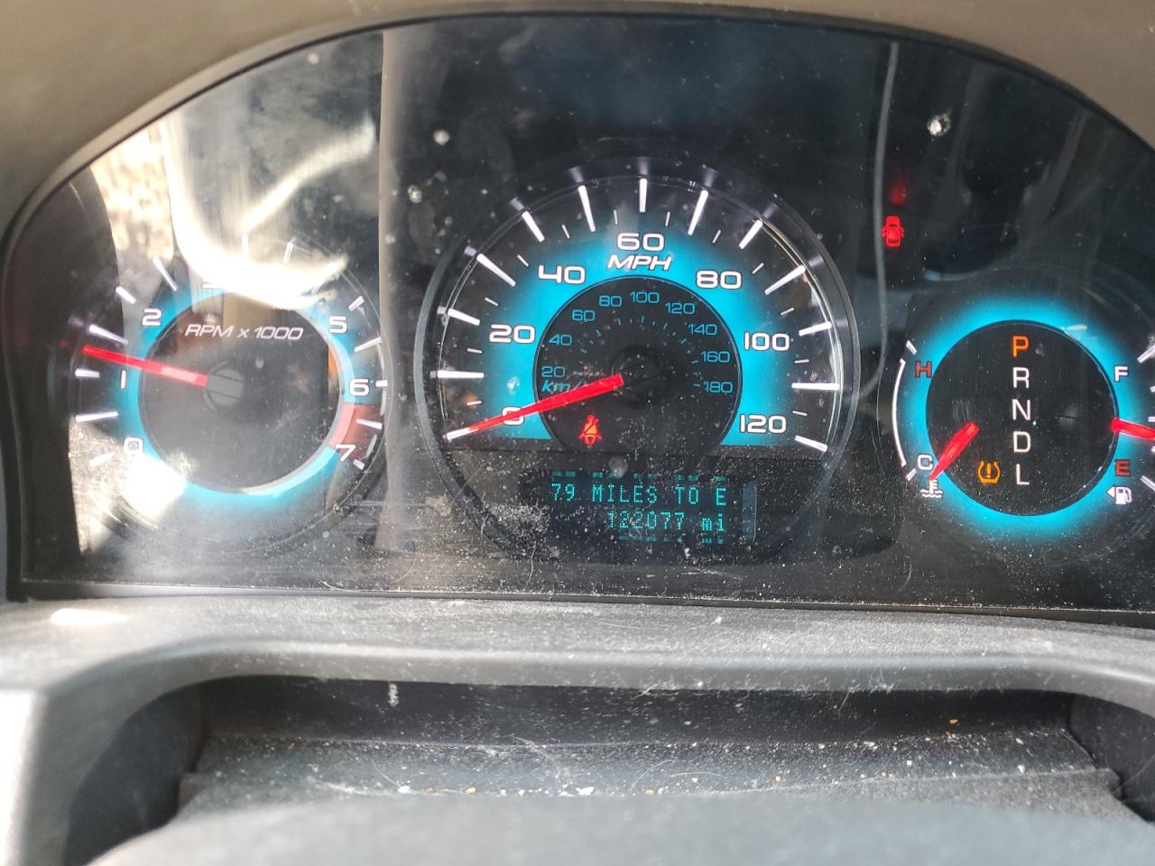 FORD FUSION 2011 — 10