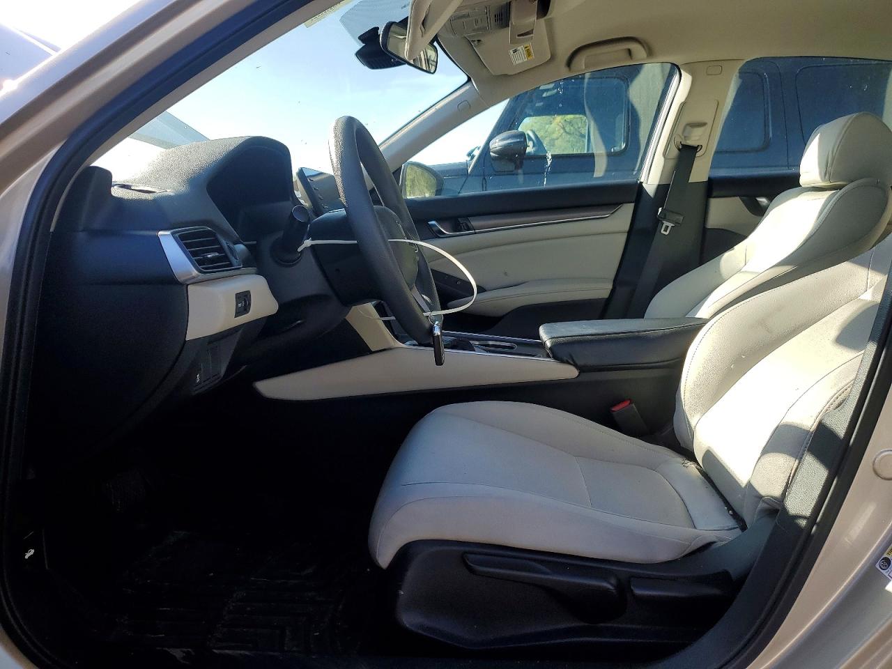 HONDA ACCORD 2018 — 8