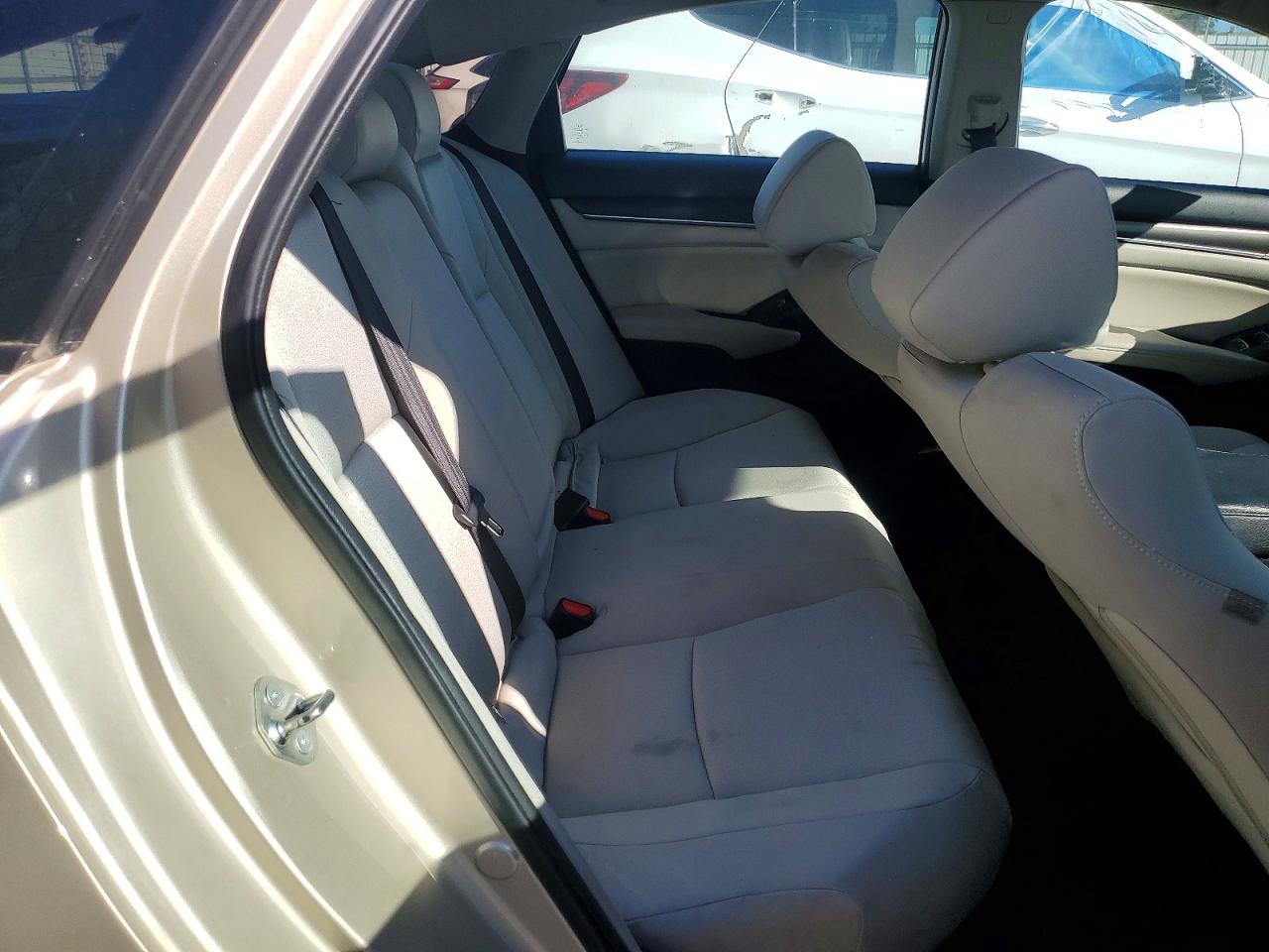 HONDA ACCORD 2018 — 11