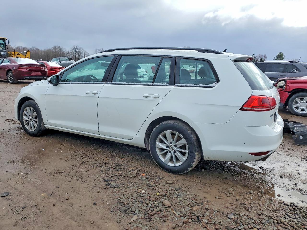 VOLKSWAGEN GOLF SPORTWAGEN 2016 — 3