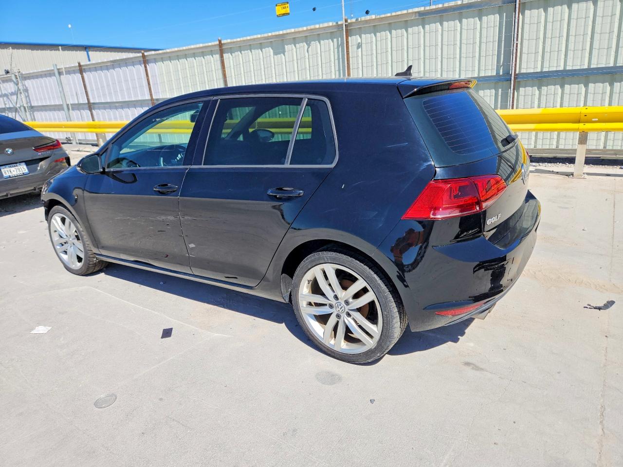 VOLKSWAGEN GOLF 2015 — 3