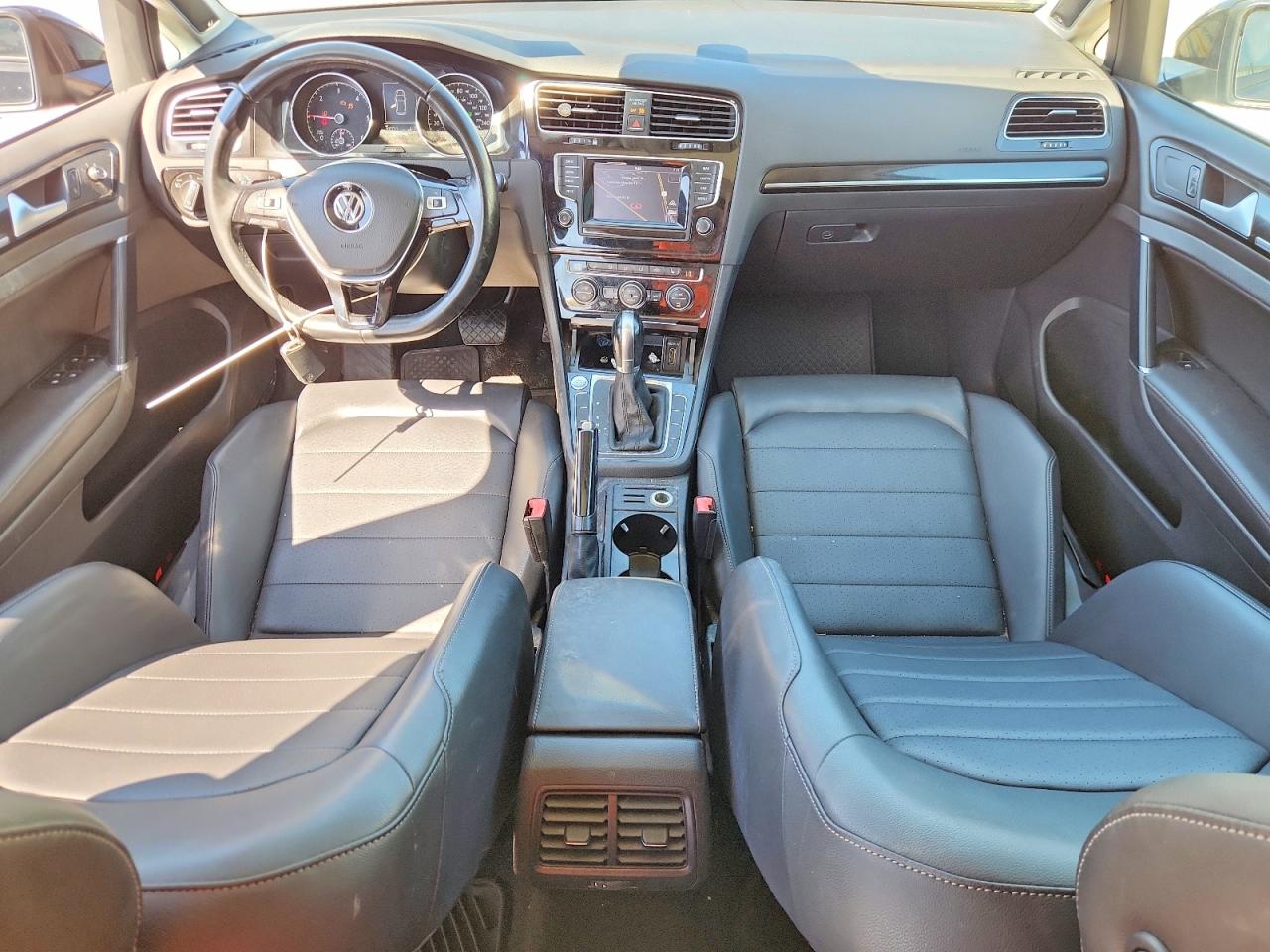 VOLKSWAGEN GOLF 2015 — 9