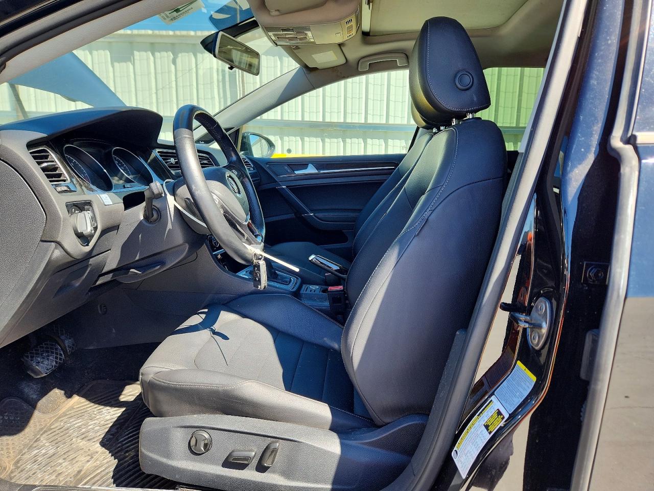 VOLKSWAGEN GOLF 2015 — 8