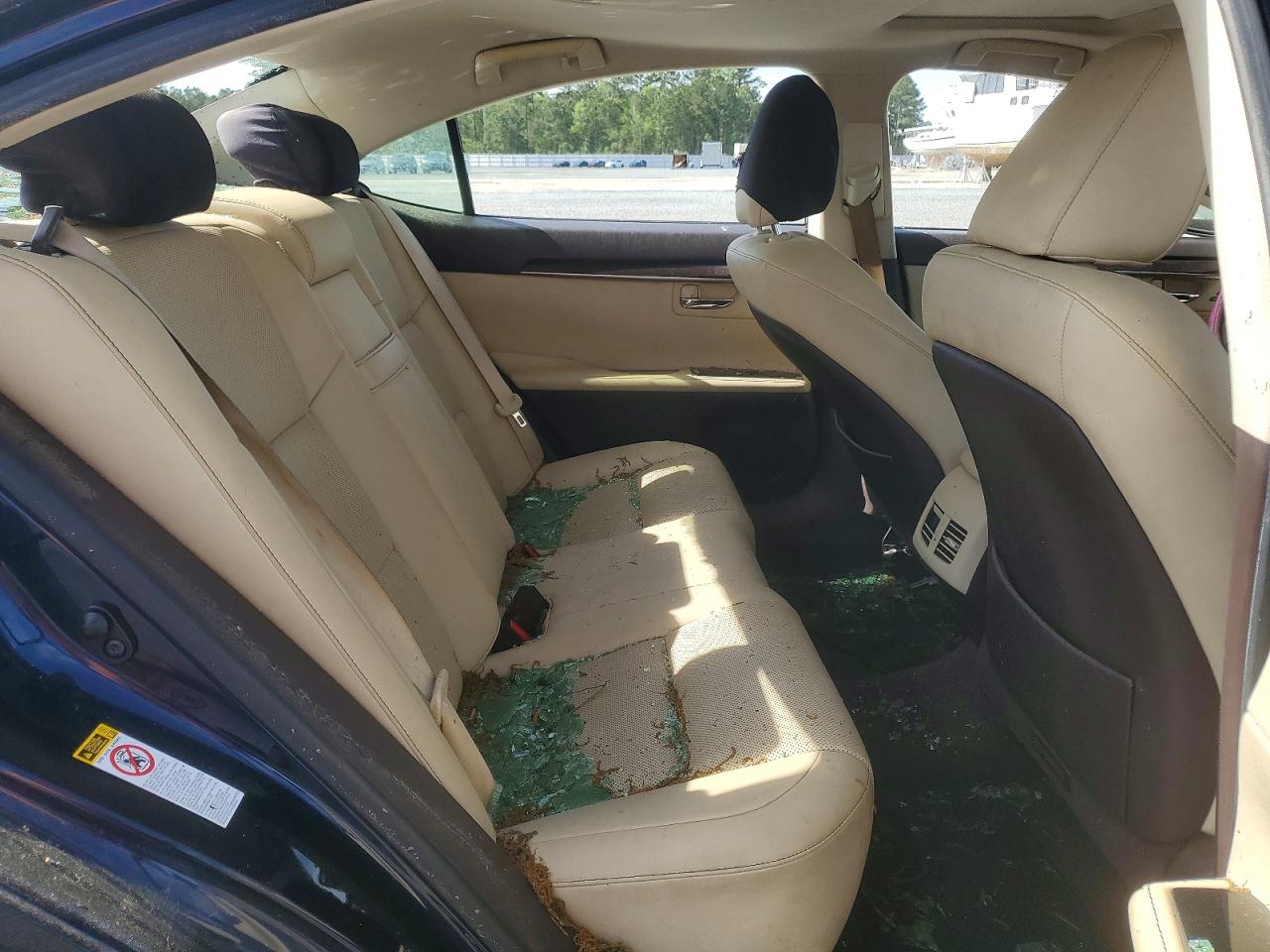 LEXUS ES 350 2016 — 11