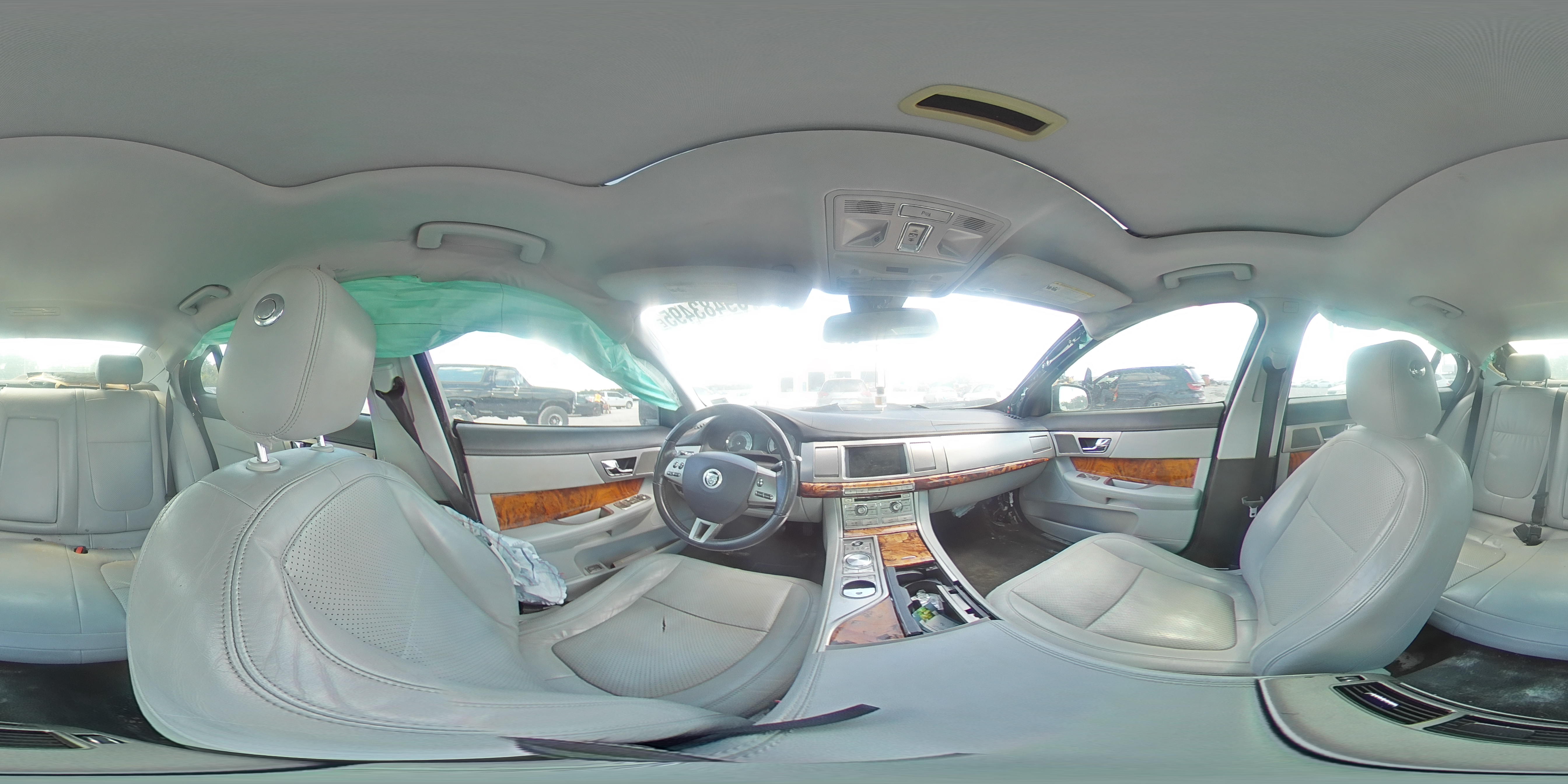 JAGUAR XF PREMIUM 2010 — 15