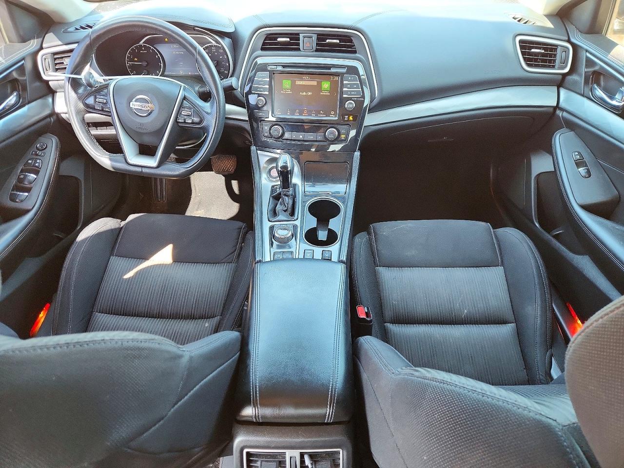 NISSAN MAXIMA 2018 — 9