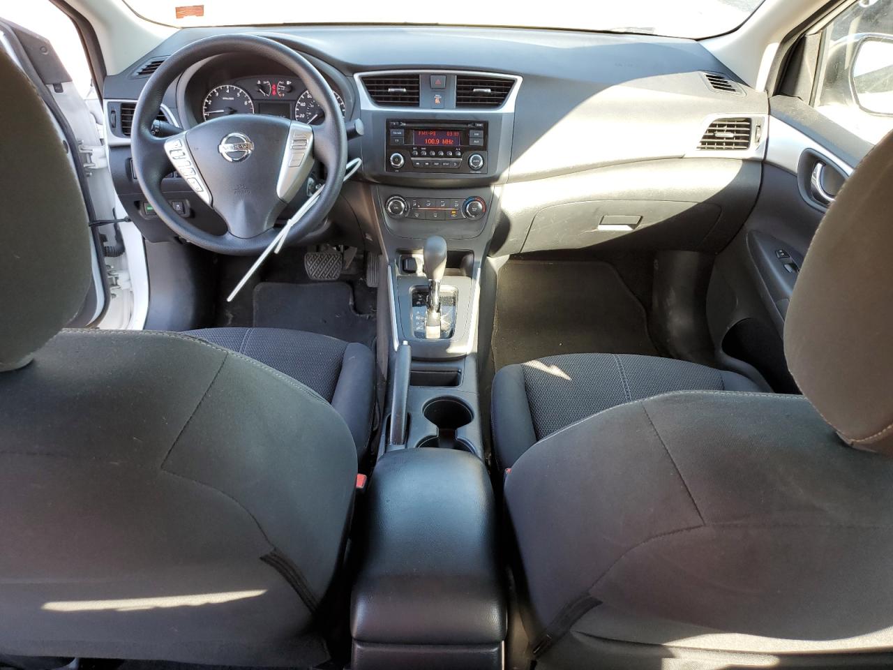 NISSAN SENTRA 2016 — 9