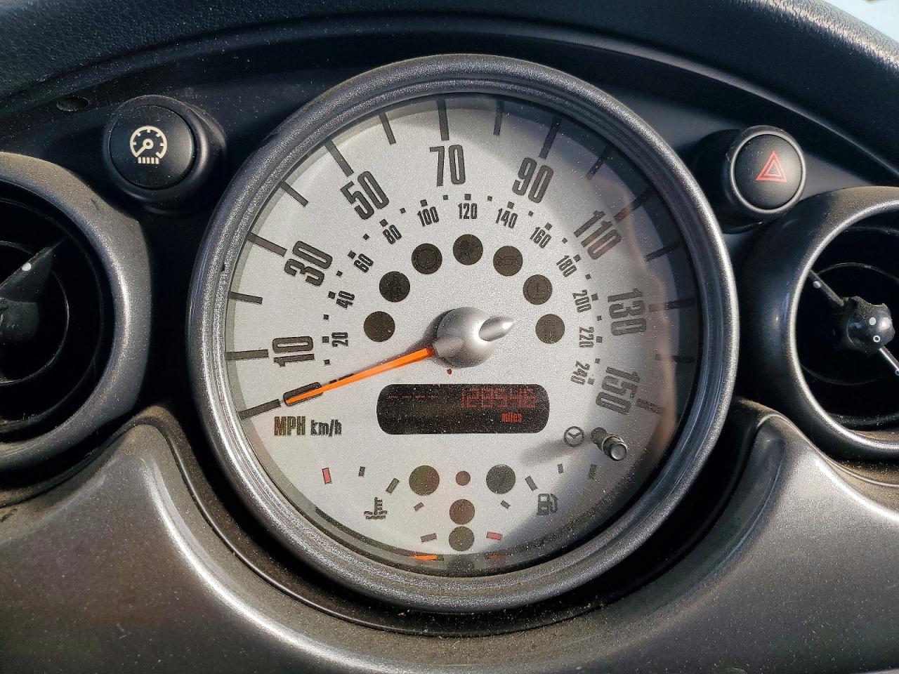 MINI COOPER 2005 — 10