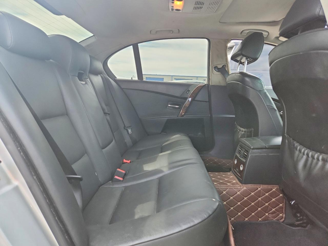 BMW 530 2007 — 11