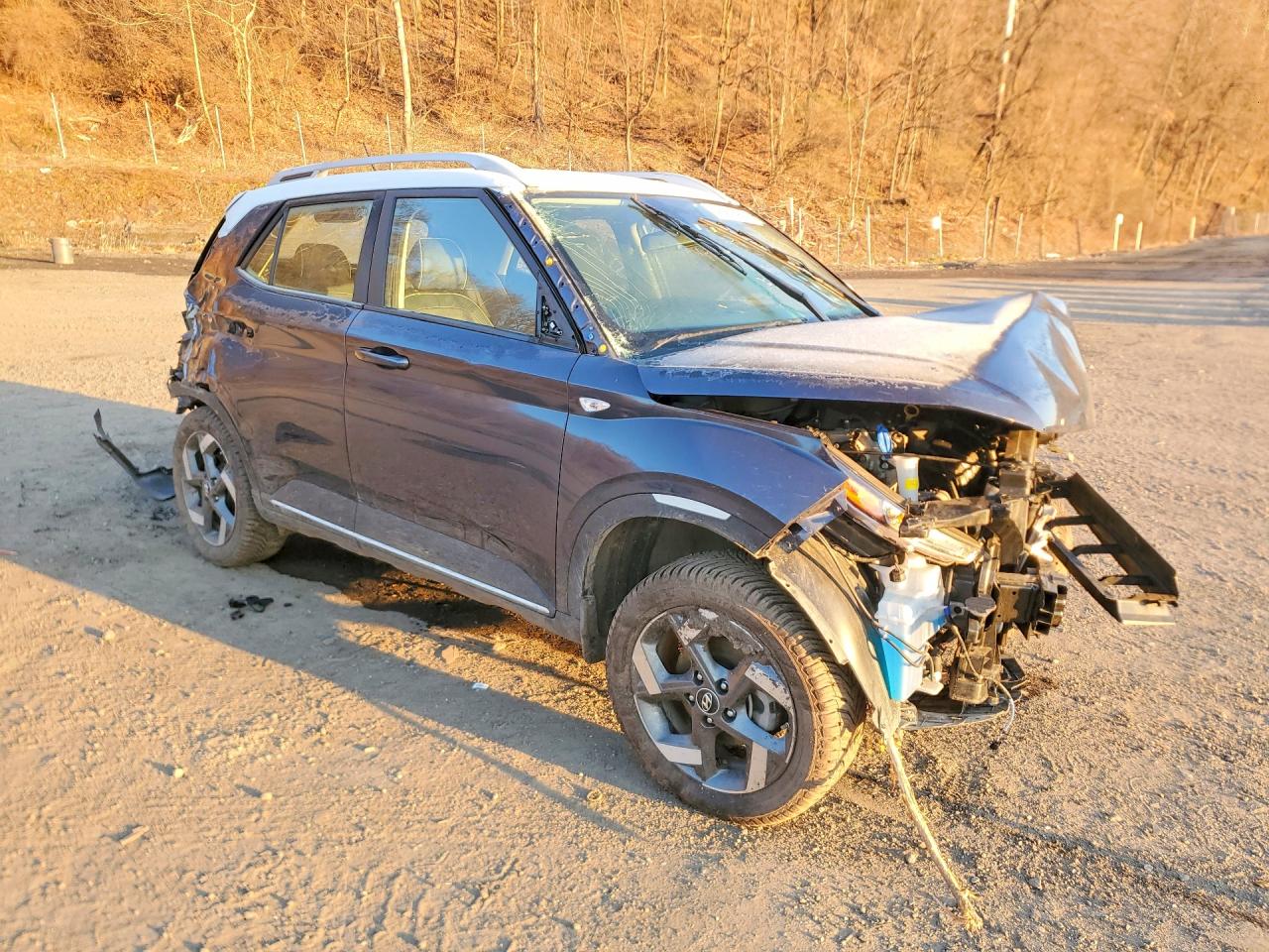 2024 HYUNDAI VENUE LIMITED