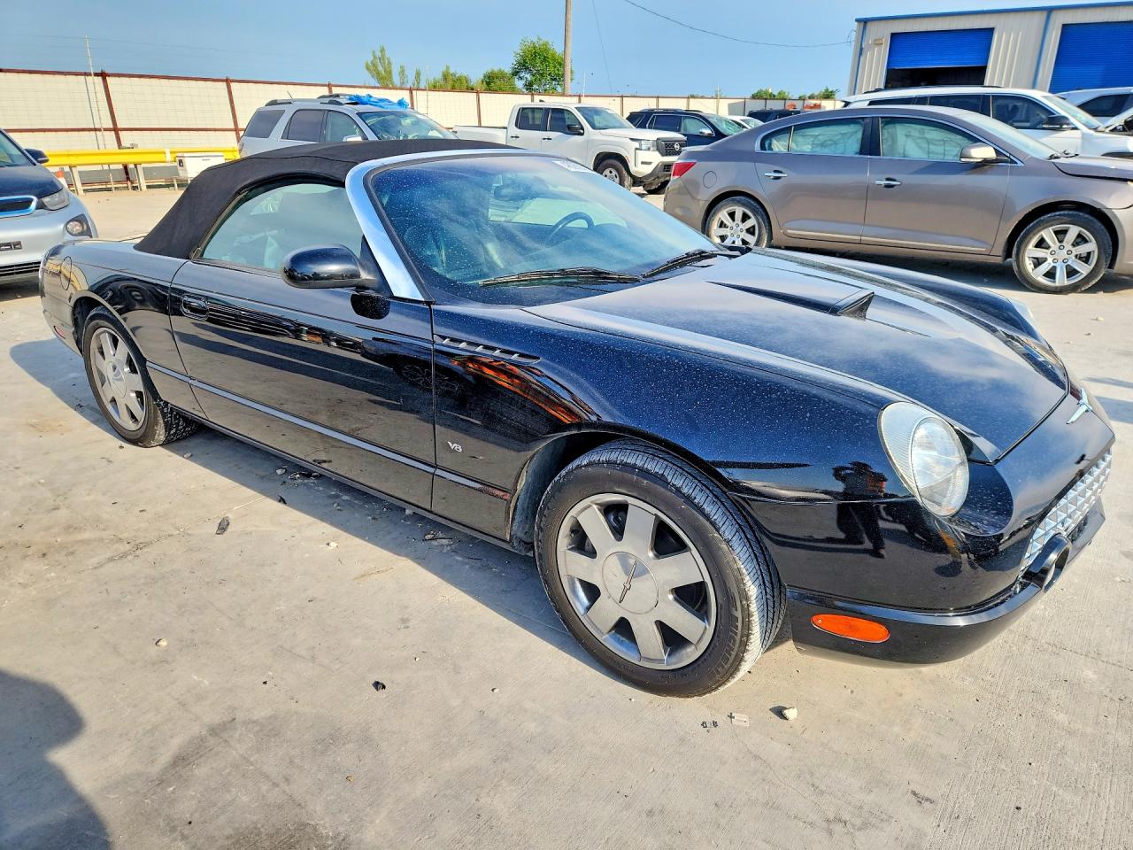FORD THUNDERBIRD 2003 — 5