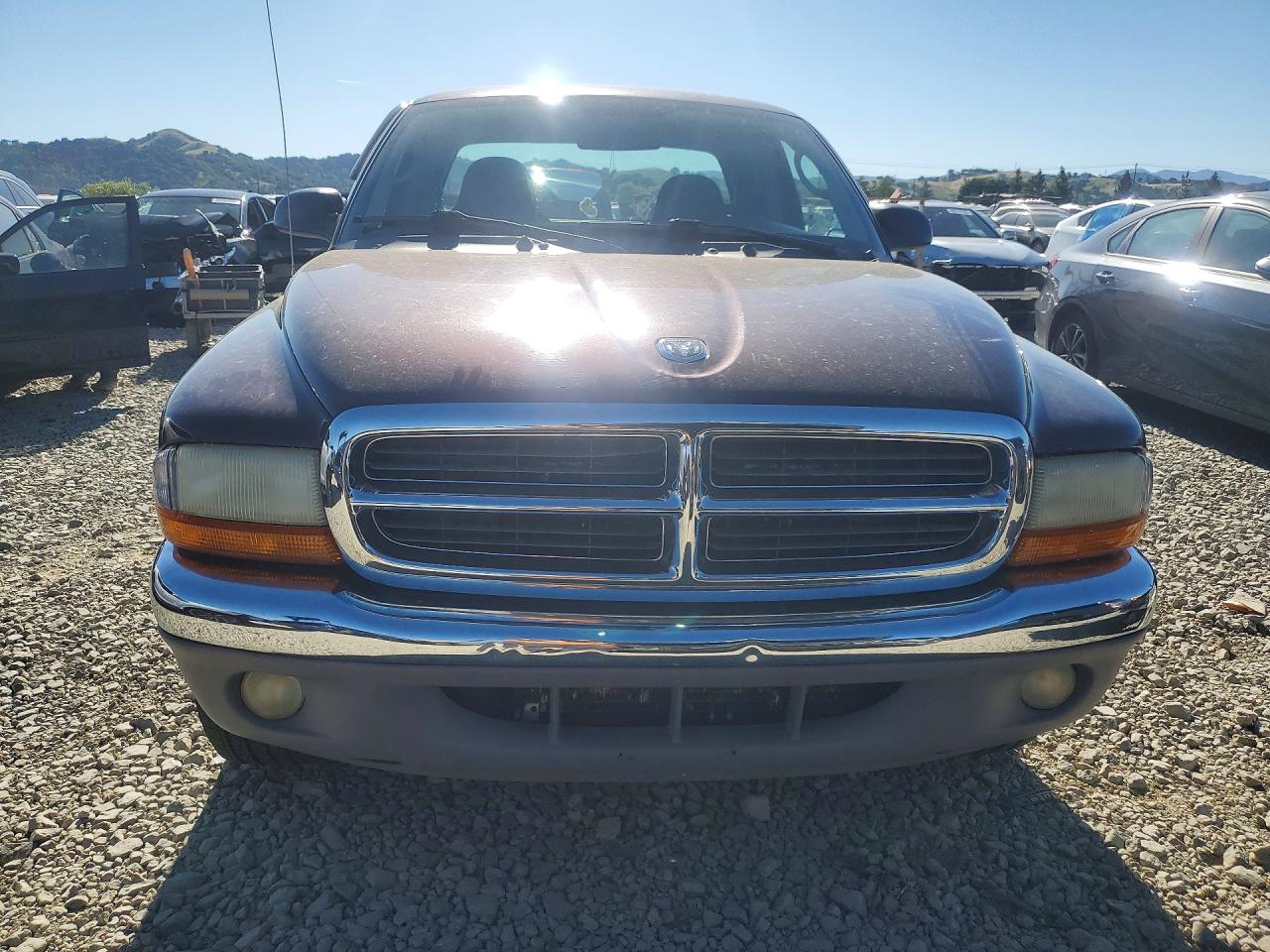 DODGE DAKOTA 2004 — 6