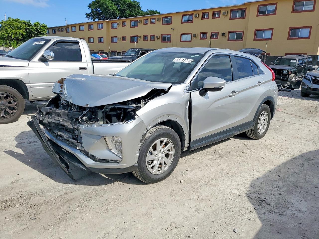 2019 MITSUBISHI ECLIPSE CROSS ES