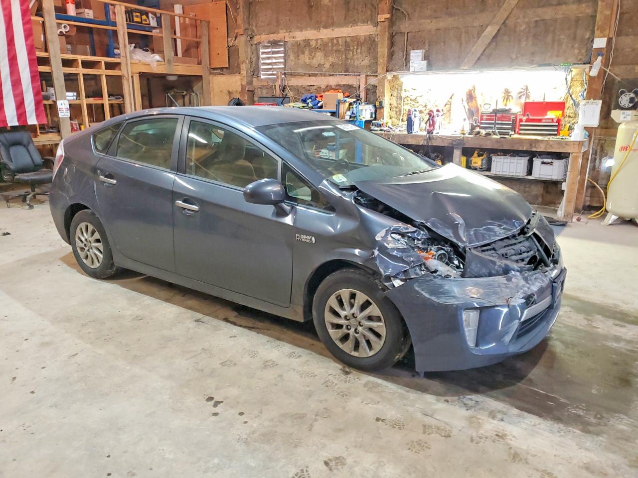 2012 TOYOTA PRIUS PLUG-IN HYBRID BASE