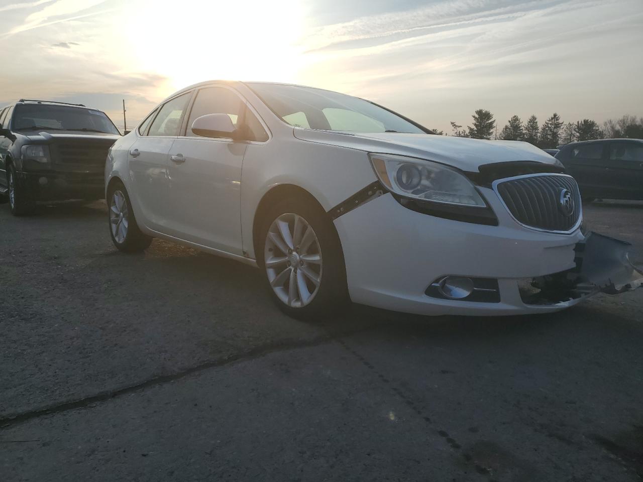 BUICK VERANO 2012 — 5
