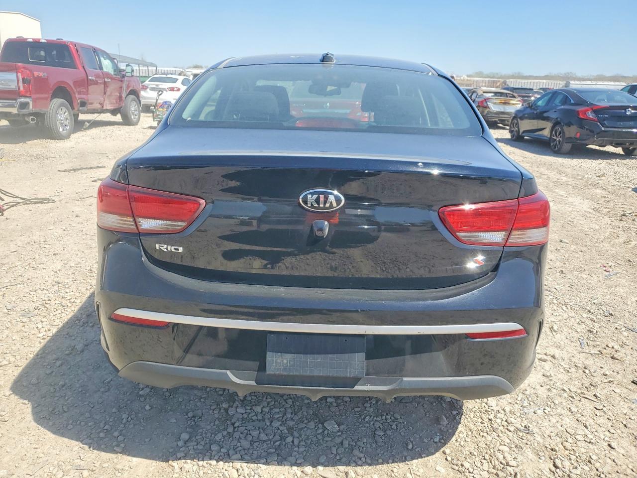 KIA RIO 2021 — 7