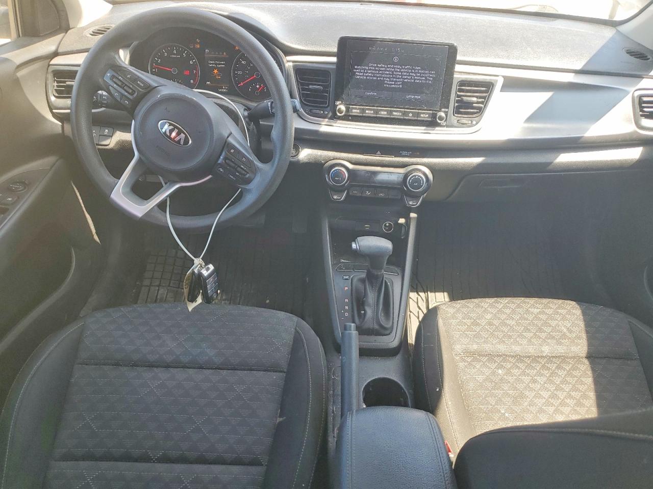 KIA RIO 2021 — 9