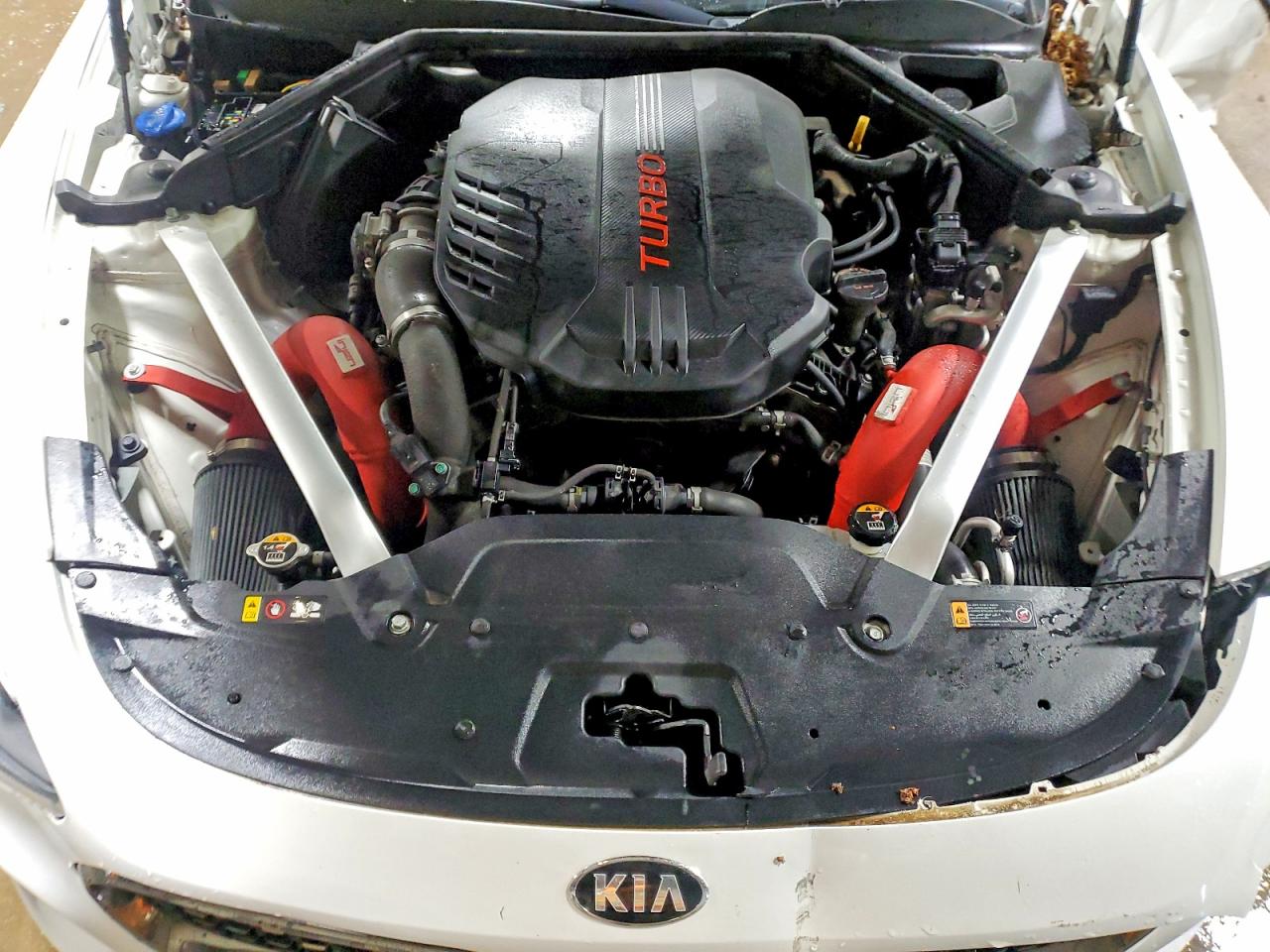 KIA STINGER 2020 — 12