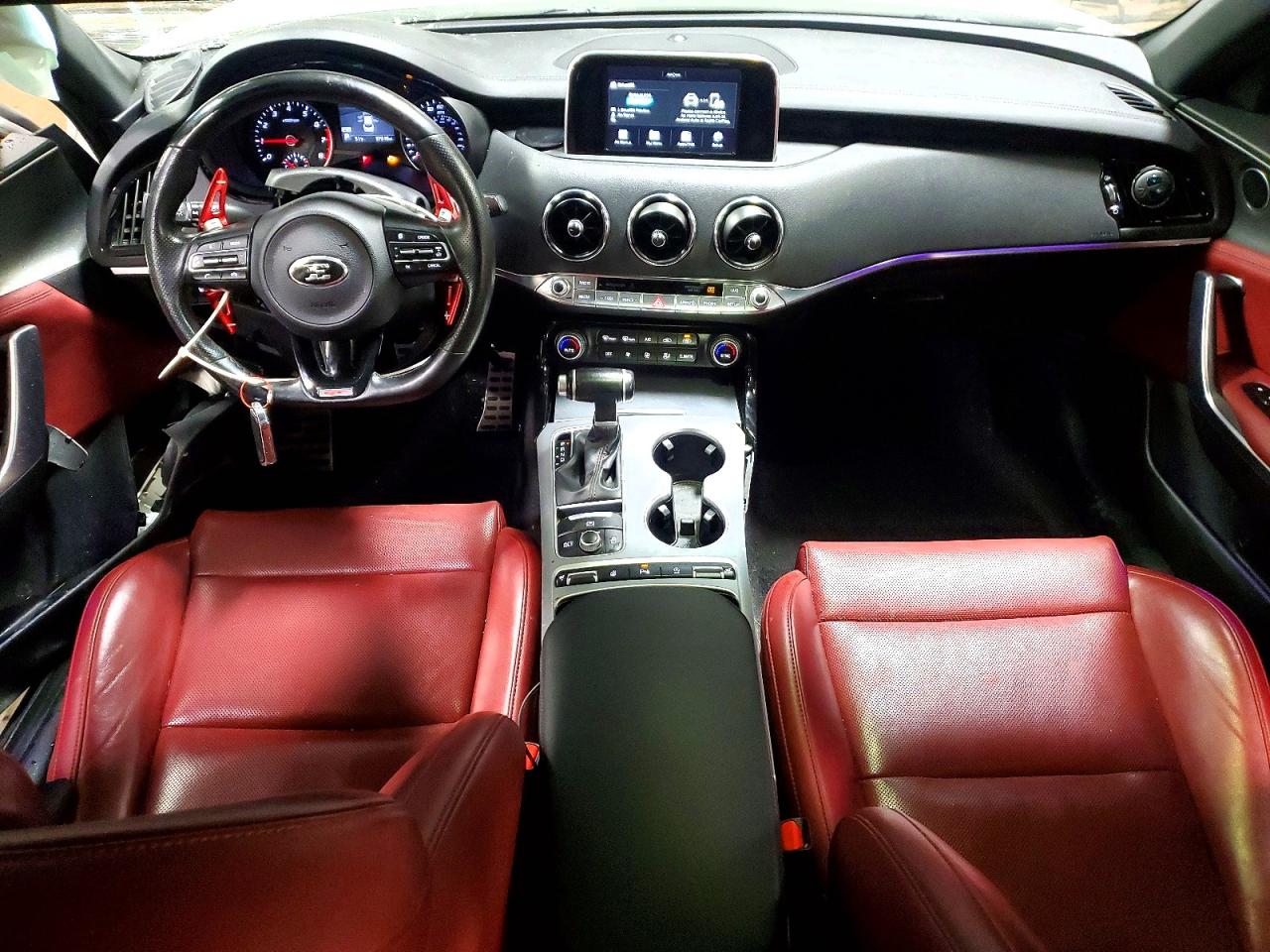 KIA STINGER 2020 — 9