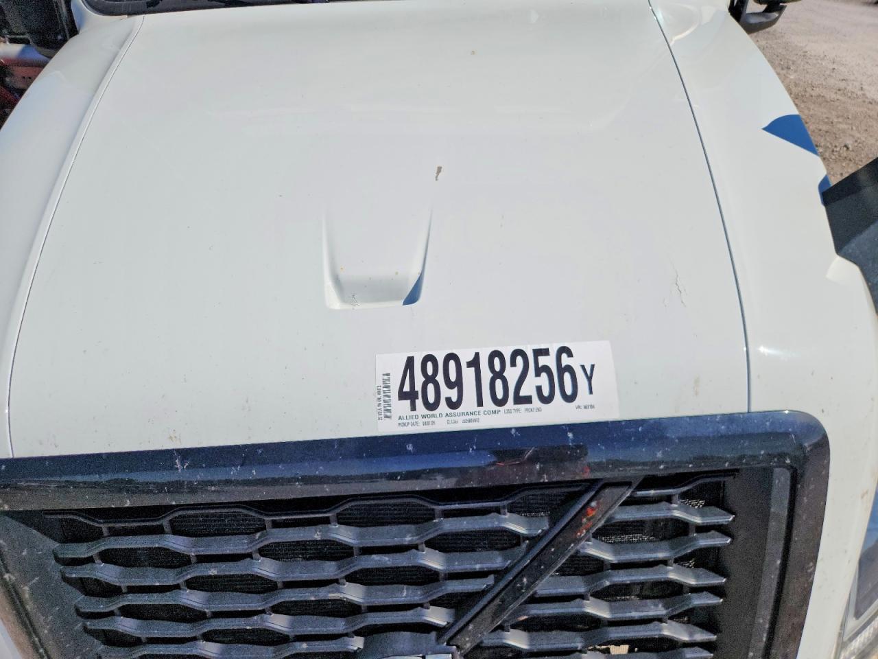 VOLVO VNL 2025 — 8