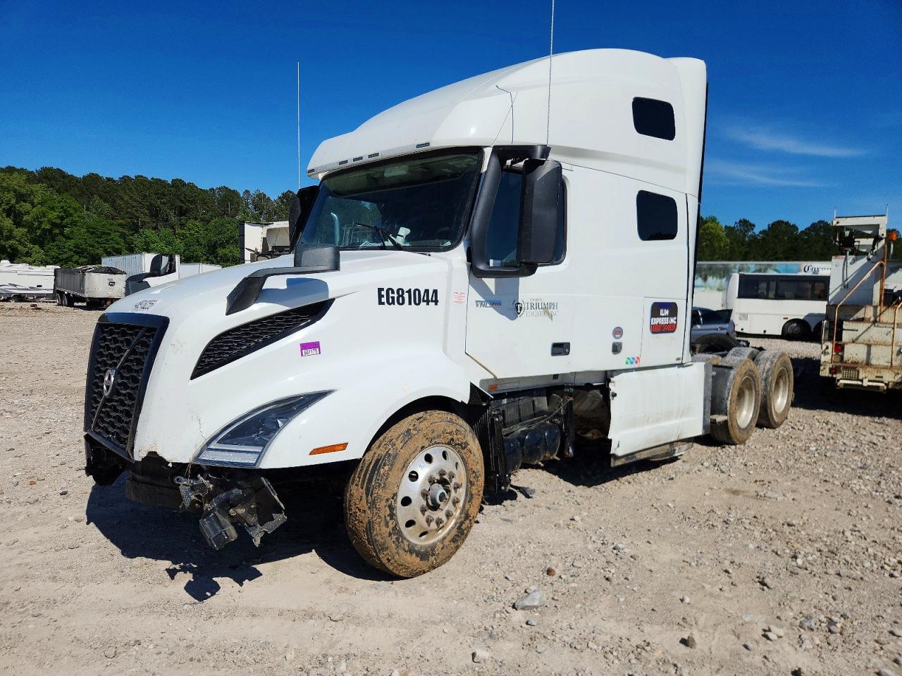 VOLVO VNL 2025 — 3