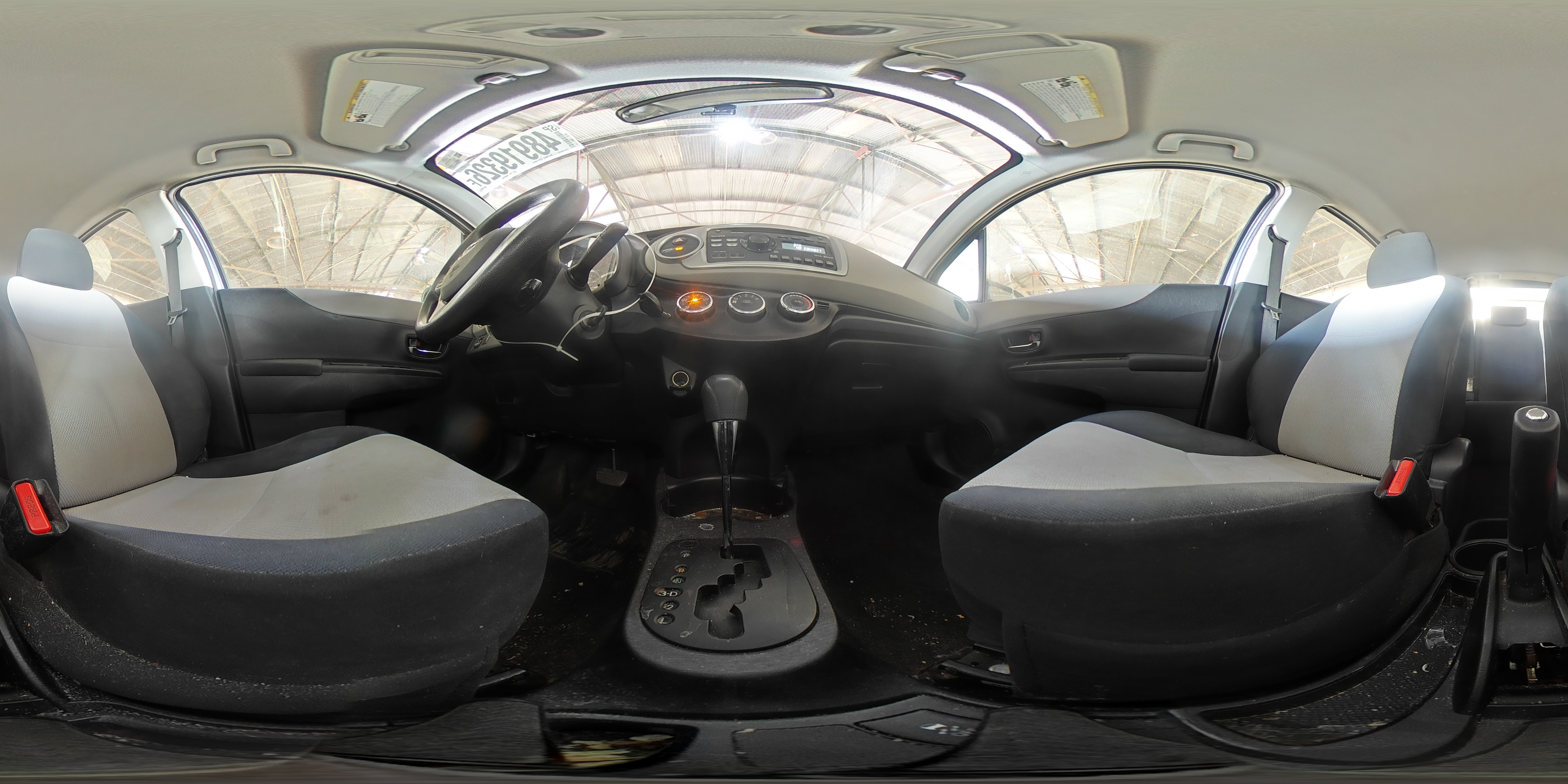 TOYOTA YARIS 2013 — 15
