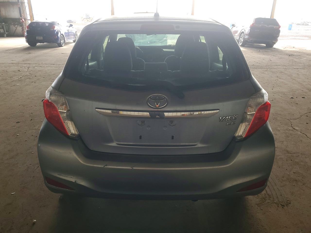 TOYOTA YARIS 2013 — 7
