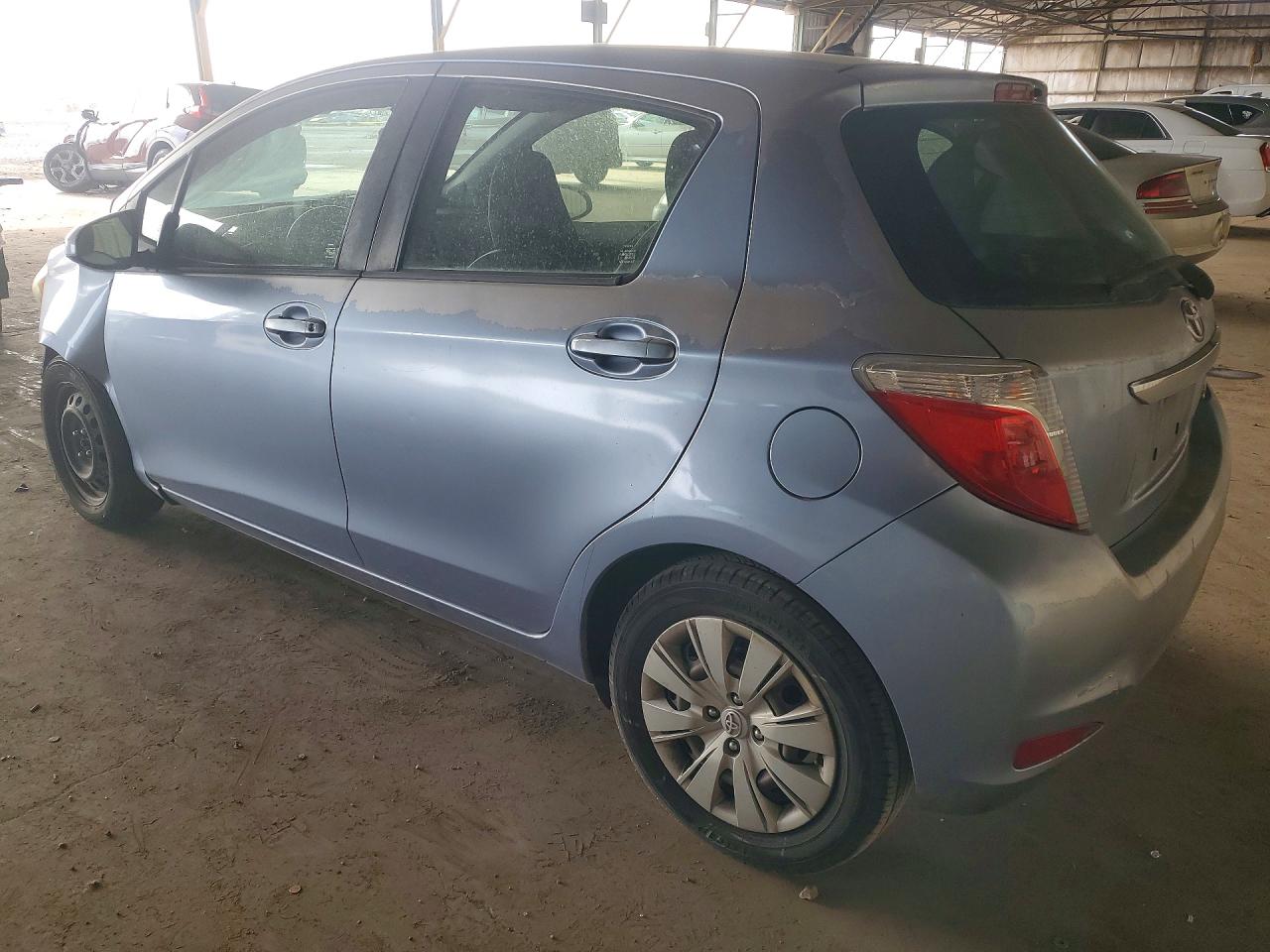 TOYOTA YARIS 2013 — 3