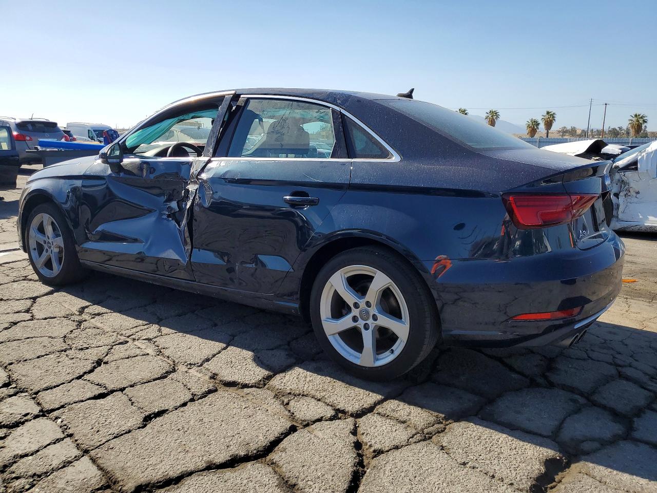 AUDI A3 2019 — 3