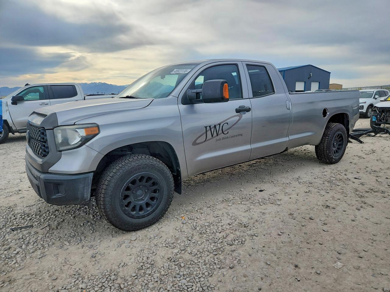 TOYOTA TUNDRA 2020 — 2