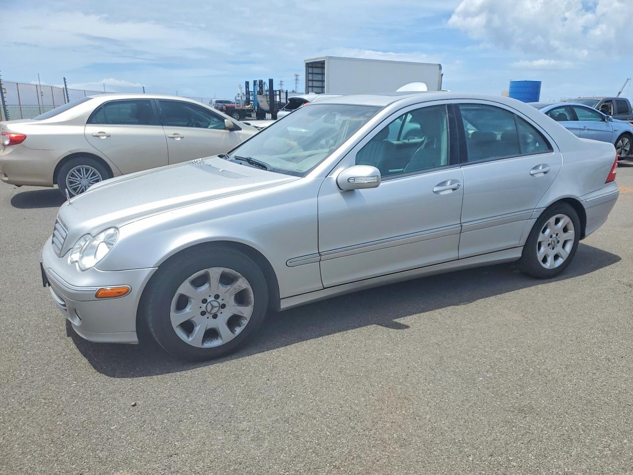 MERCEDES-BENZ C 2005 — 2