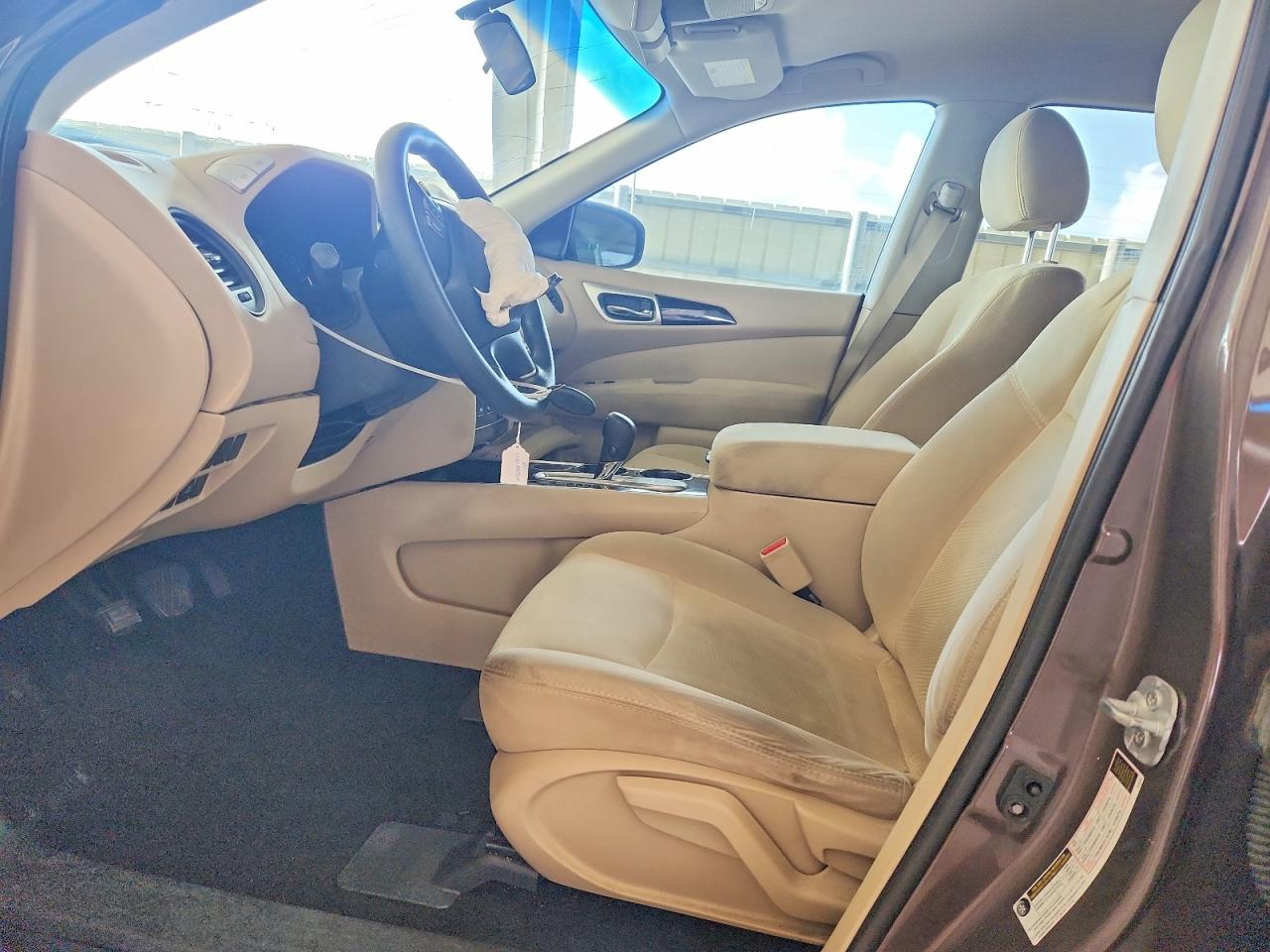 NISSAN PATHFINDER 2016 — 8