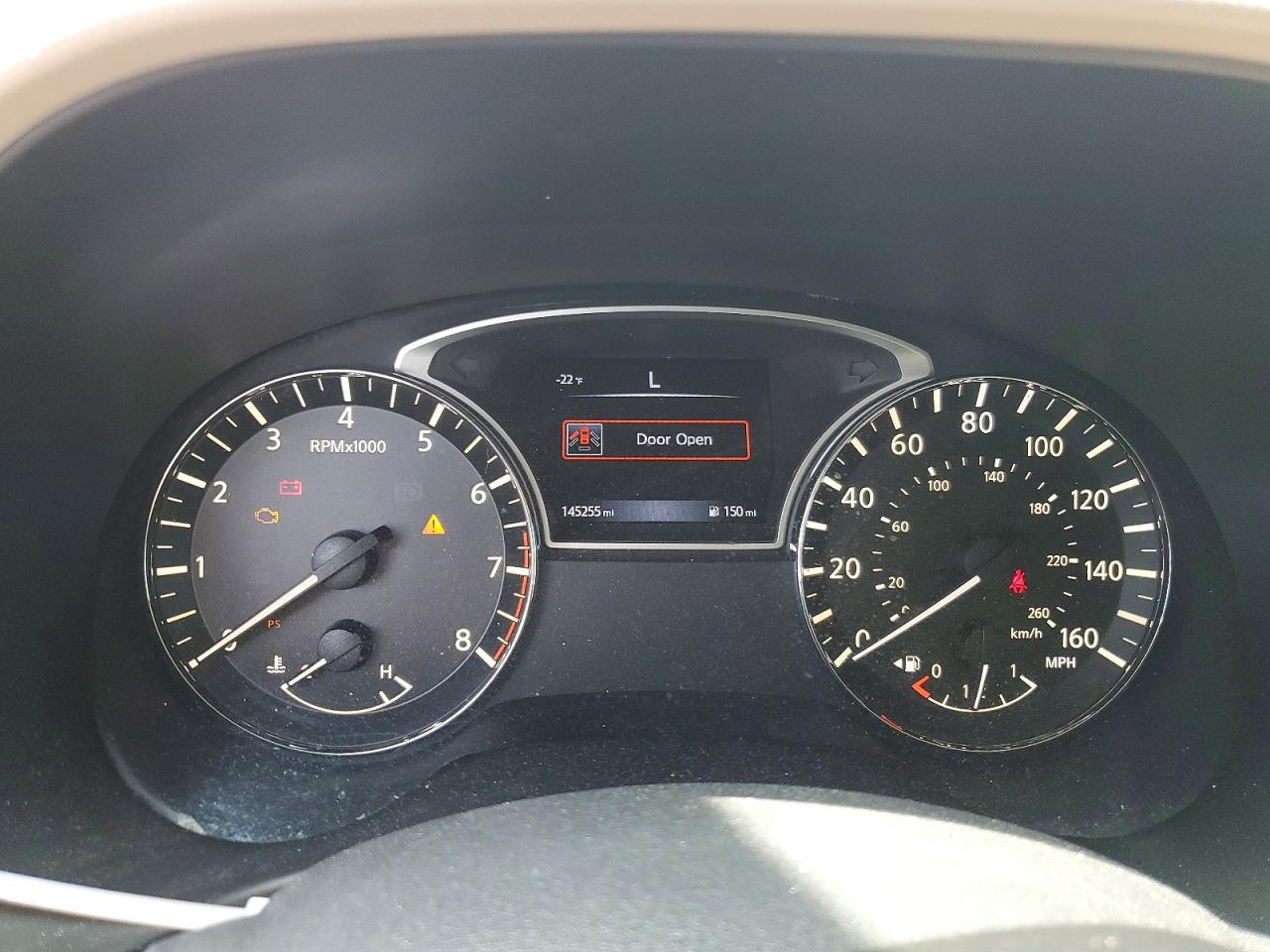 NISSAN PATHFINDER 2016 — 10