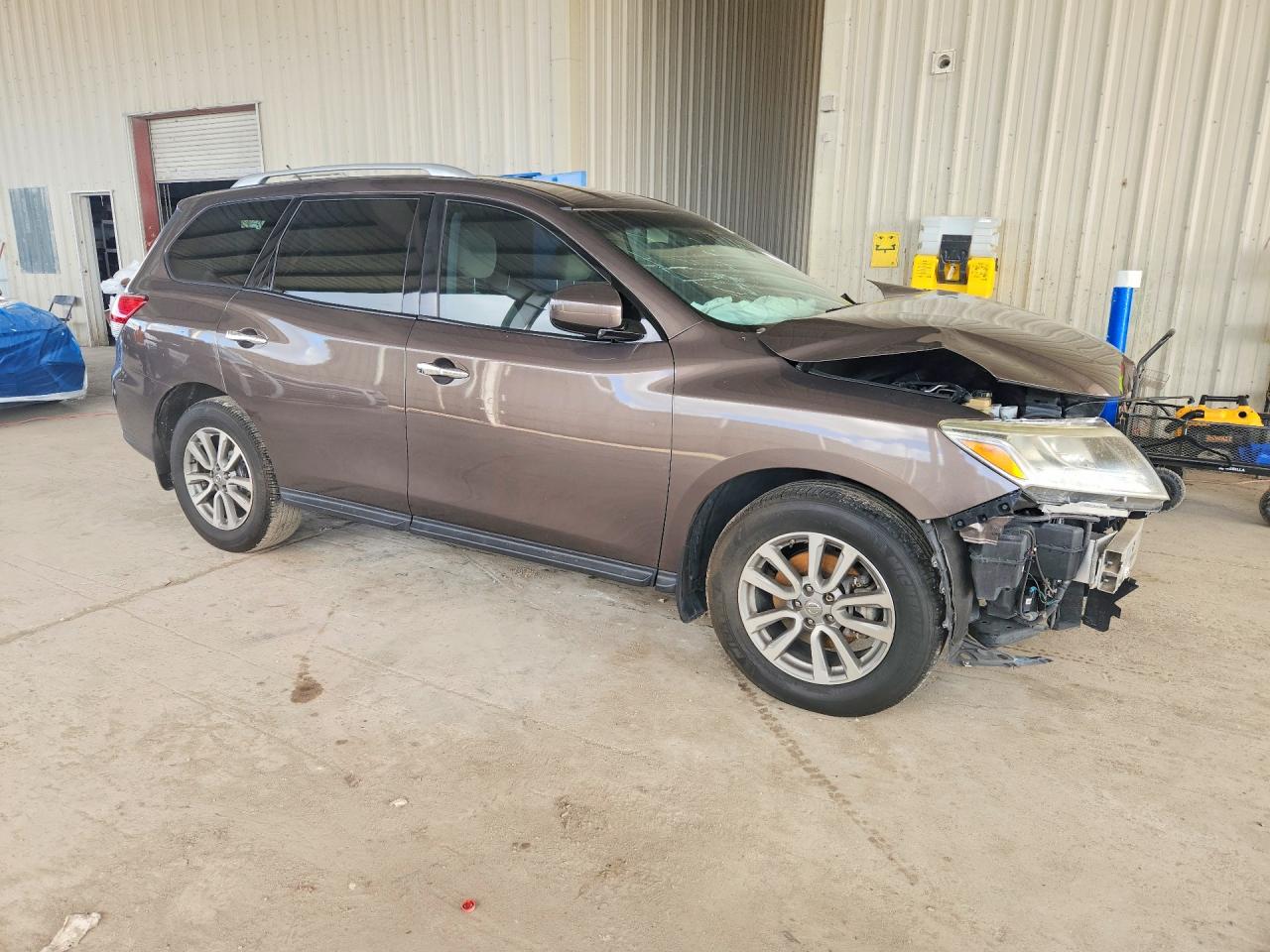 NISSAN PATHFINDER 2016 — 5