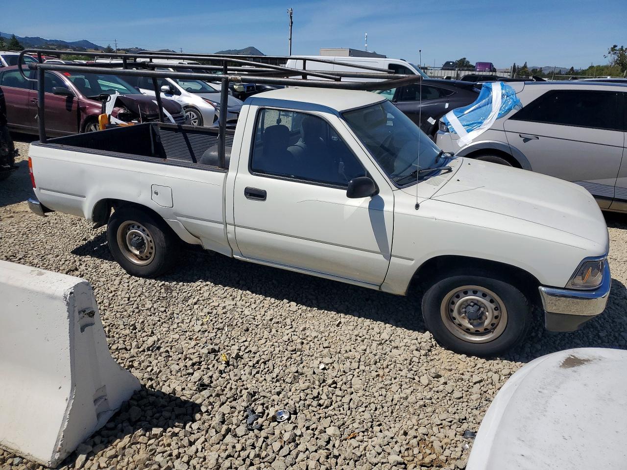 TOYOTA PICKUP 1991 — 5