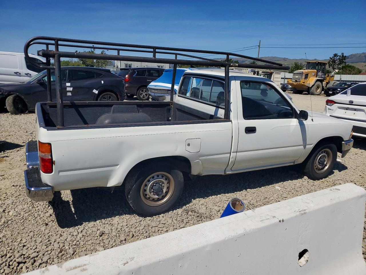 TOYOTA PICKUP 1991 — 4