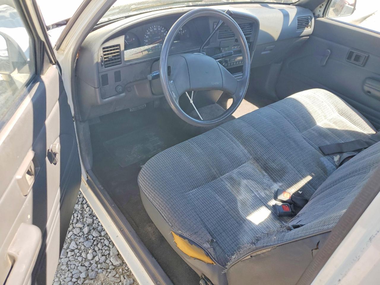 TOYOTA PICKUP 1991 — 9