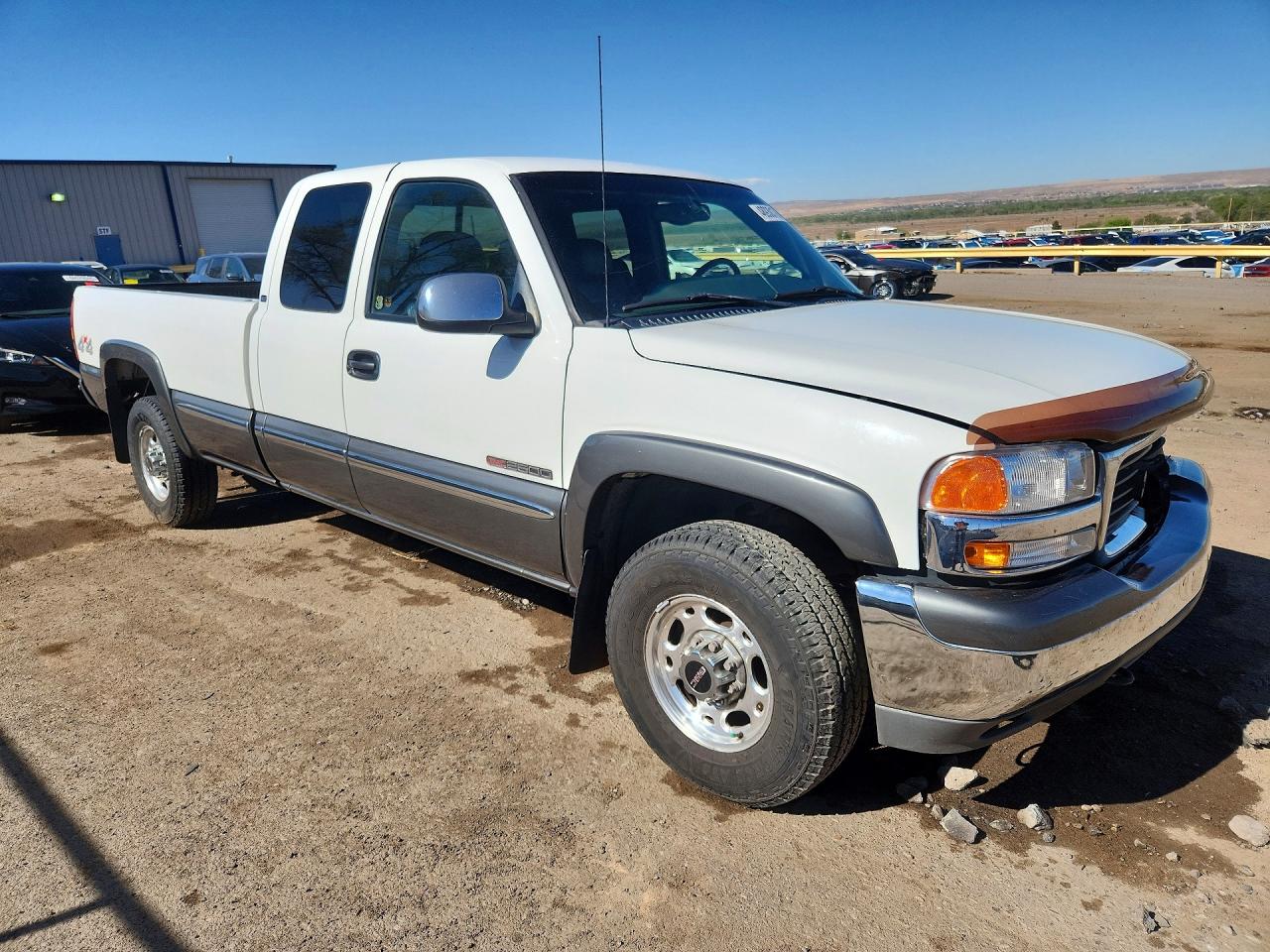GMC NEW SIERRA 2000 — 5