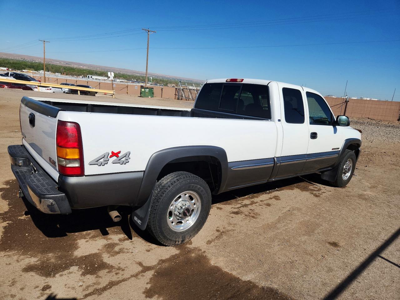 GMC NEW SIERRA 2000 — 4